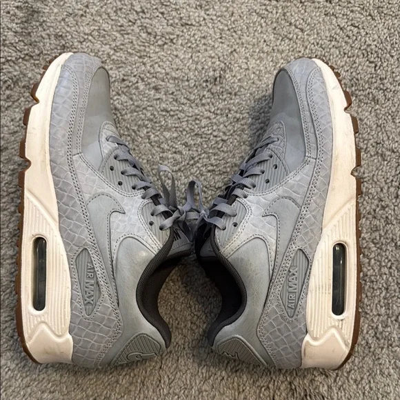 Nike Air Max Gray Sneakers 7.5 - Picture 7 of 9